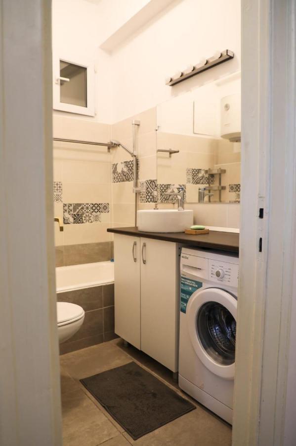 Ultracentral Cozy Apartment Near Old Town Boekarest Buitenkant foto